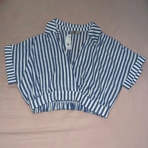 NWT Steps Blue & White Striped Cropped Blouse Size Medium